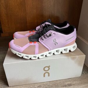 On Cloud 5 Push Fiji/Rose Women’s 9 NIB